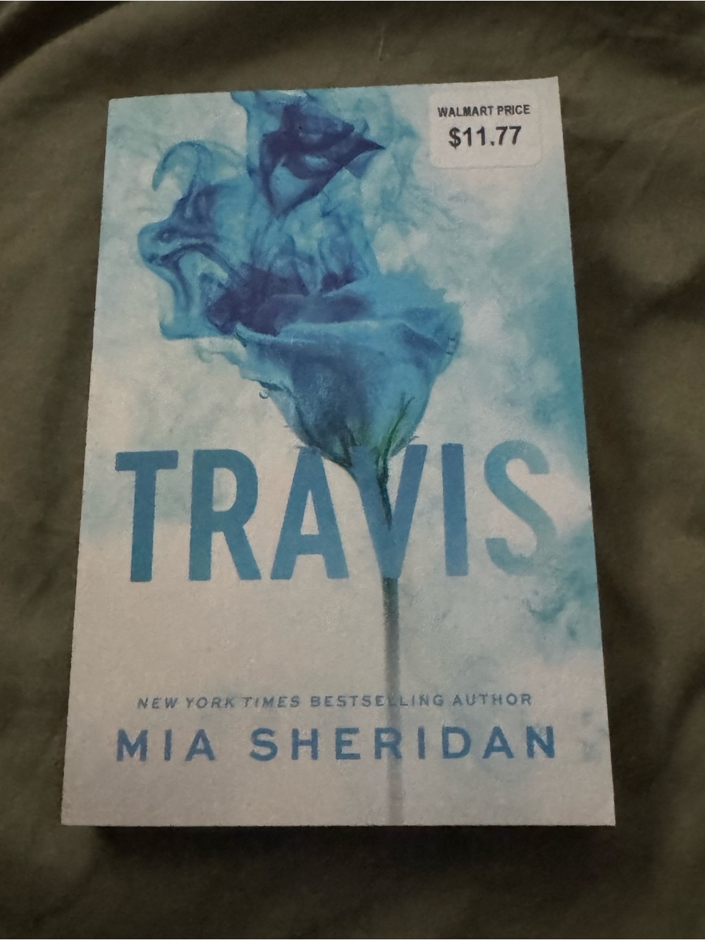 Travis - Mia Sheridan